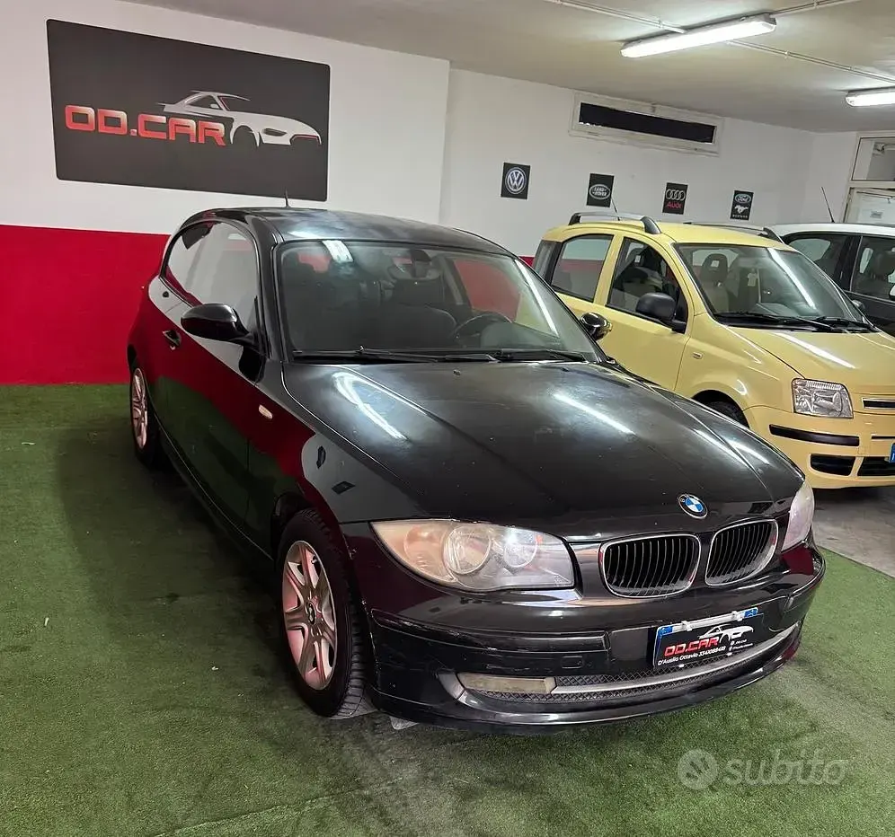 Usata BMW 116 116 CV (85 kW) 2009 Nero Utilitaria