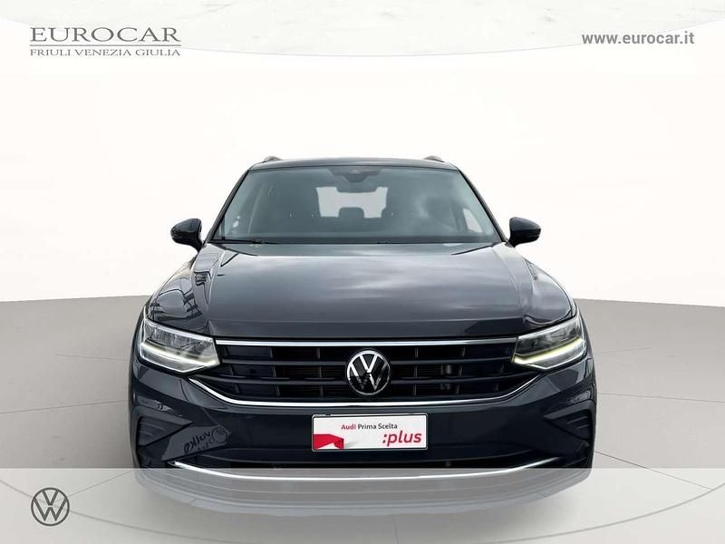 Usata VW Tiguan Life 150 CV (110 kW) 2022 Urano grey SUV