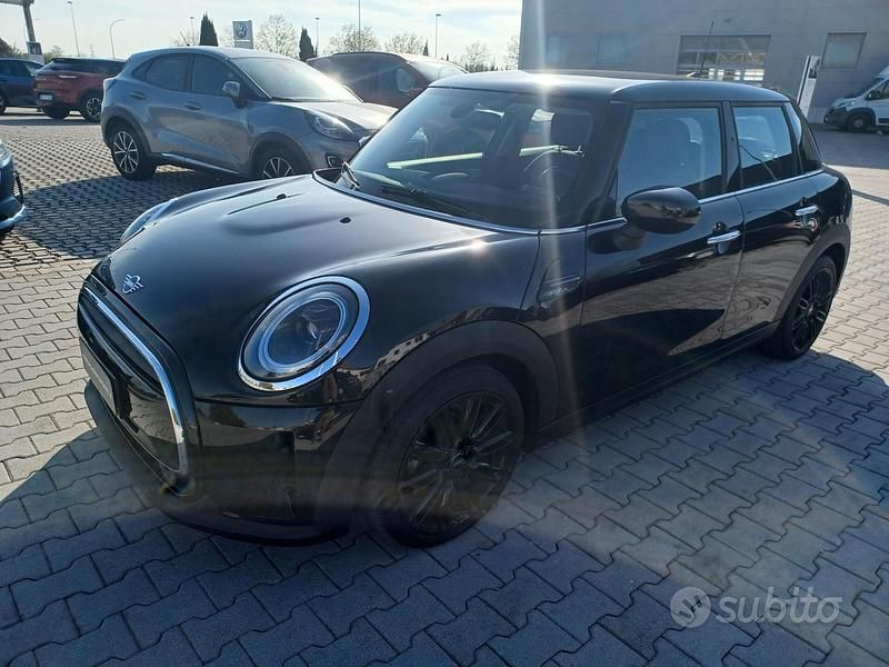 Usata Mini Cooper 136 CV (100 kW) 2023 Nero Utilitaria
