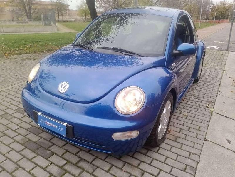 Usata VW Beetle 90 CV (66 kW) 2002 Blu/azzurro Coupé