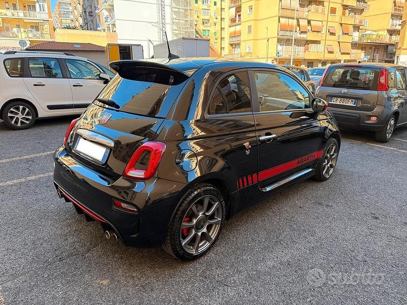 Usata Abarth 595 145 CV (106 kW) 2021 Nero Utilitaria