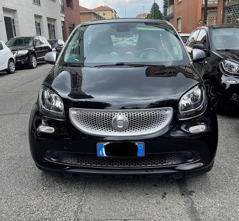 Nero Usata 2014 Smart ForFour Passion Utilitaria | 8000 € (Buon prezzo) - Immagine 1/4
