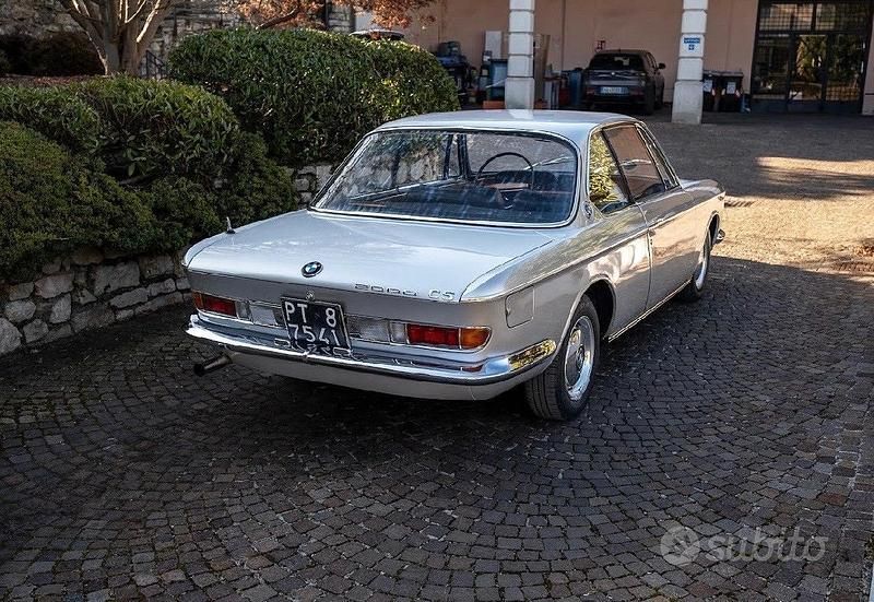 Begagnad BMW 2000C/CS 120 HK (88 kW) 1960 Grå Sportkupé