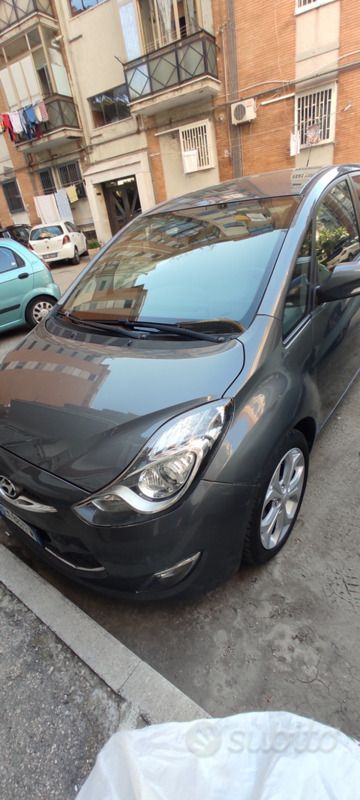 Usata Hyundai ix20 Style 90 CV (66 kW) 2012 Grigio Utilitaria