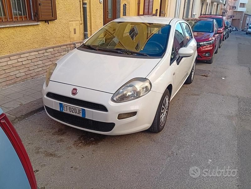 Bianco Usata 2013 Fiat Punto Due volumi | 1500 € - Immagine 1/4