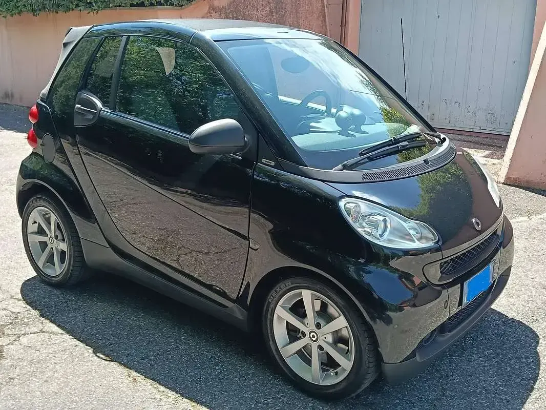 Usata Smart ForTwo Cabrio Pulse 84 CV (61 kW) 2008 Nero Cabrio