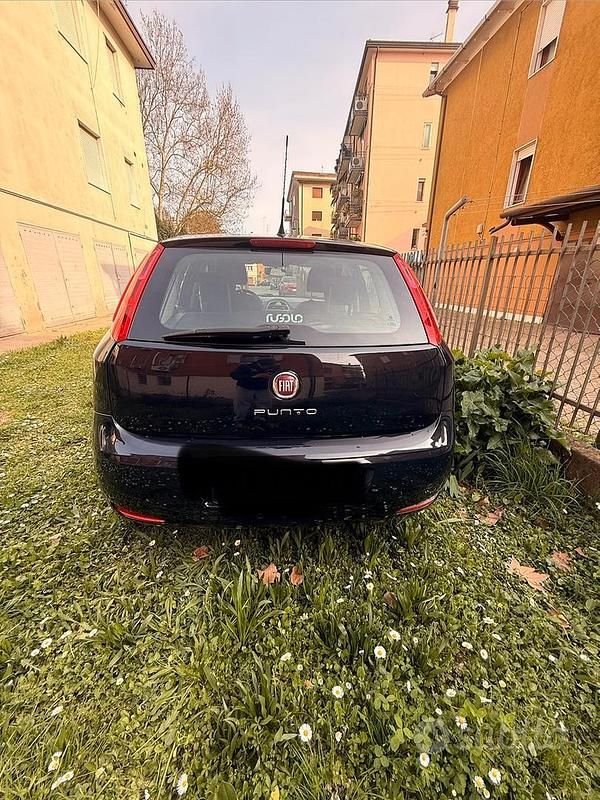 Usata Fiat Grande Punto 77 CV (56 kW) 2017 Utilitaria