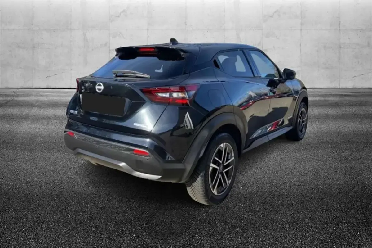 Usata Nissan Juke N-Connecta 143 CV (105 kW) 2024 Nero SUV