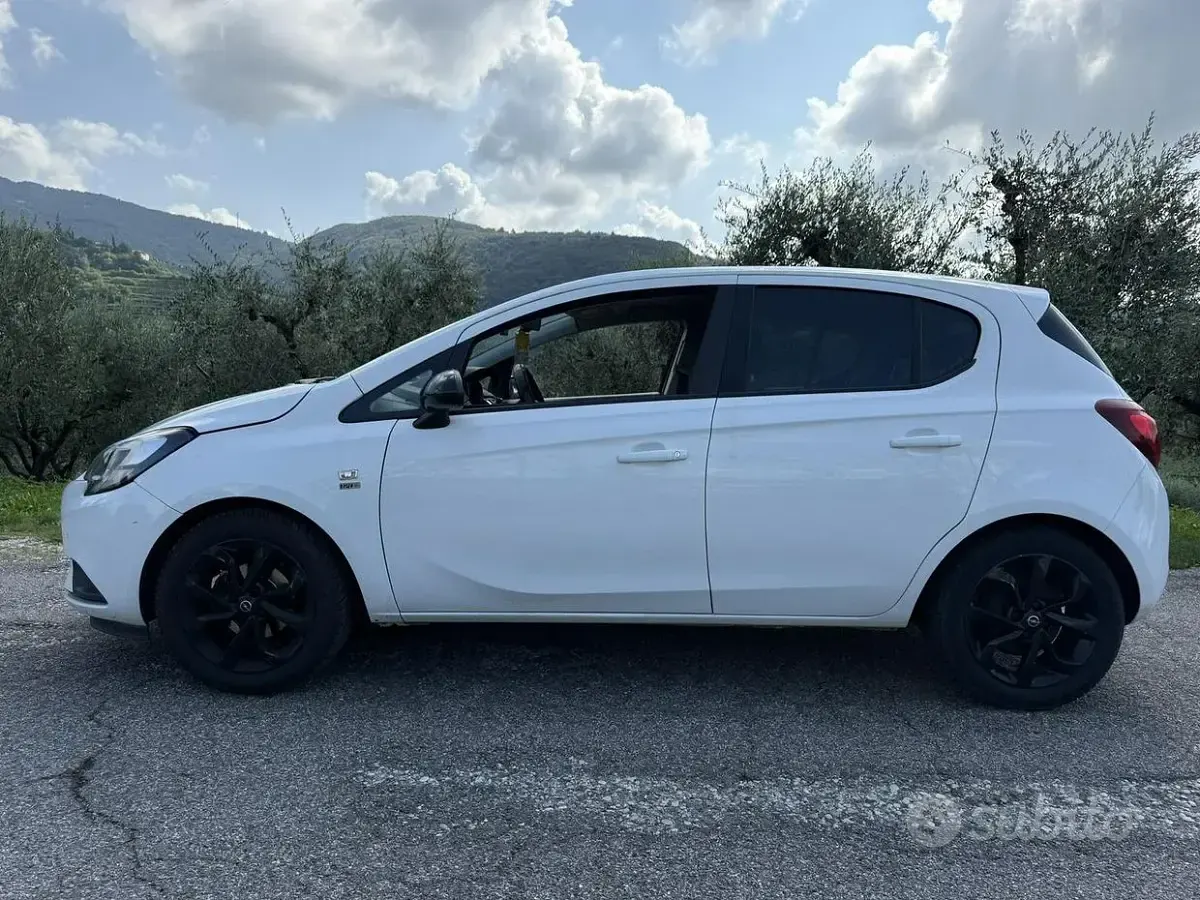 Usata Opel Corsa 90 CV (66 kW) 2019 Bianco Utilitaria