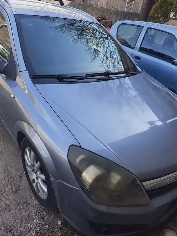 Usata Opel Astra 101 CV (74 kW) 2006 Station wagon