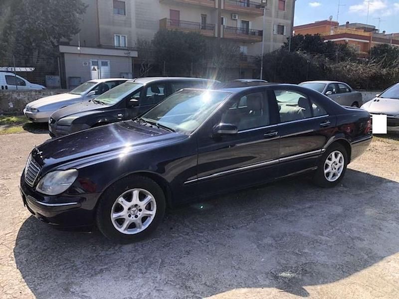 Usata Mercedes S320 197 CV (144 kW) 2002 Blu/azzurro Berlina