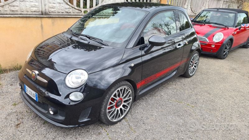 Nero Usata 2010 Fiat 500 Abarth Due volumi | 9800 € (Buon prezzo) - Immagine 1/4