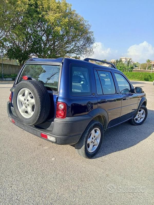 Usata Land Rover Freelander 111 CV (81 kW) 2002 Blu SUV
