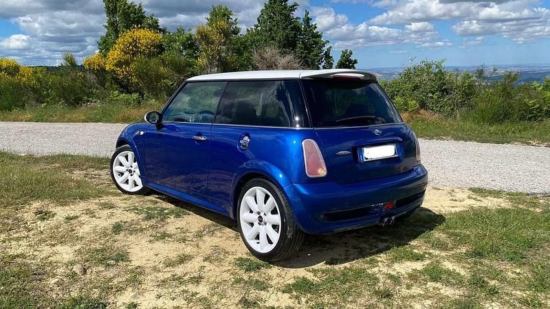 Usata Mini John Cooper Works 211 CV (155 kW) 2005 Blu/azzurro Utilitaria