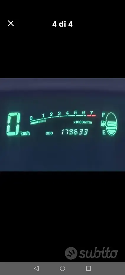 Begagnad Toyota Yaris 68 HK (50 kW) 2000 Sedan