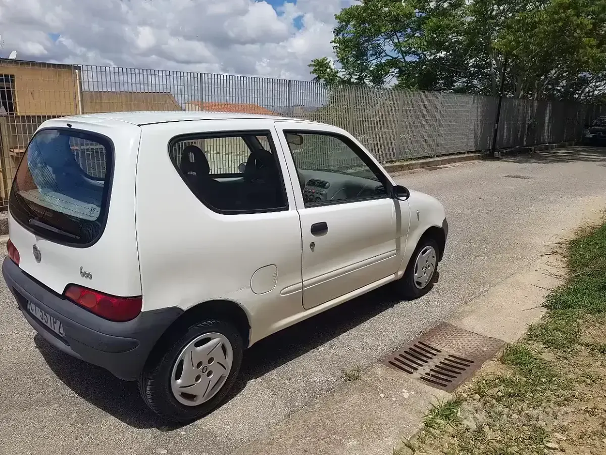 Usata Fiat 1100 54 CV (39 kW) 2006 Bianco Berlina