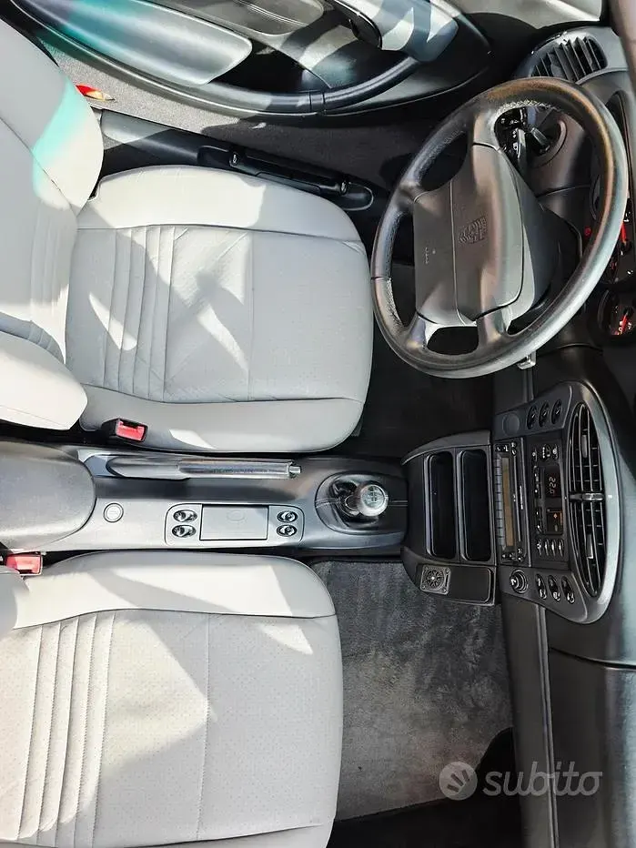 Usata Porsche Boxster 204 CV (150 kW) 1998 Grigio Cabrio