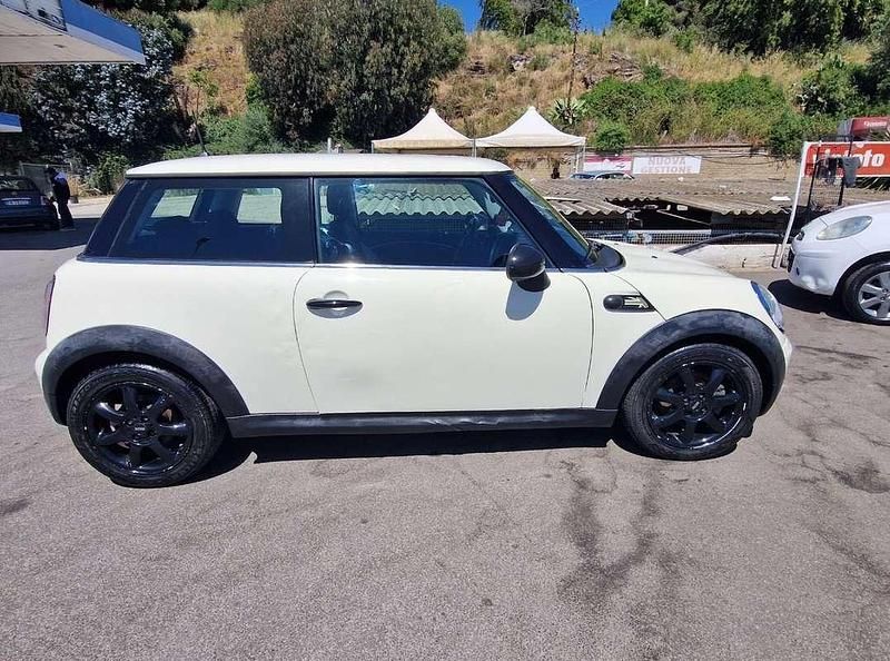 Usata Mini ONE Salt 95 CV (69 kW) 2008 Bianco Utilitaria