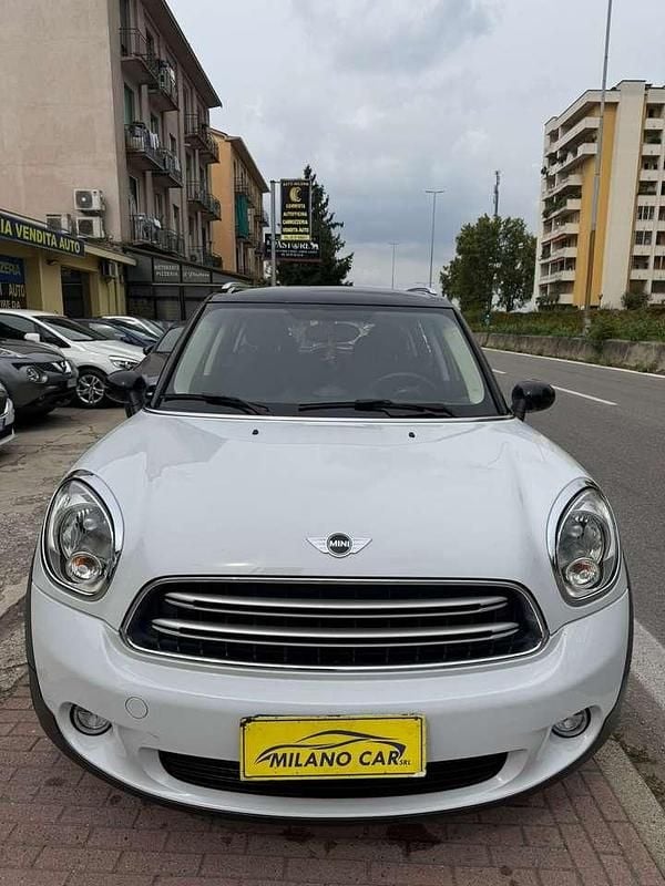 Bianco Usata 2015 Mini Cooper D Countryman Business SUV | 8900 € (Super prezzo) - Immagine 1/4
