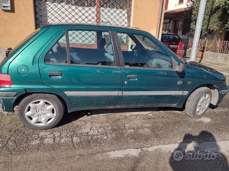 Usata Peugeot 106 1998 Utilitaria