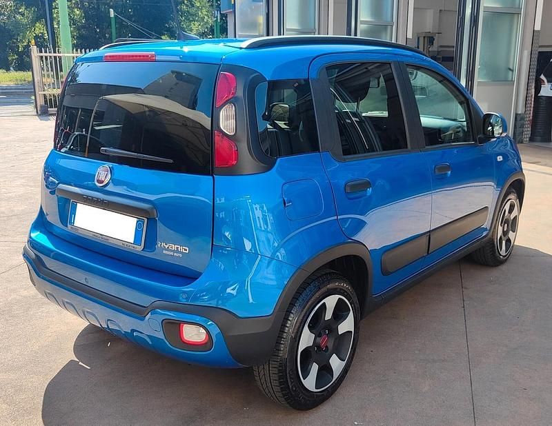 Usata Fiat Panda Cross Cross 71 CV (52 kW) 2024 Rosso Utilitaria