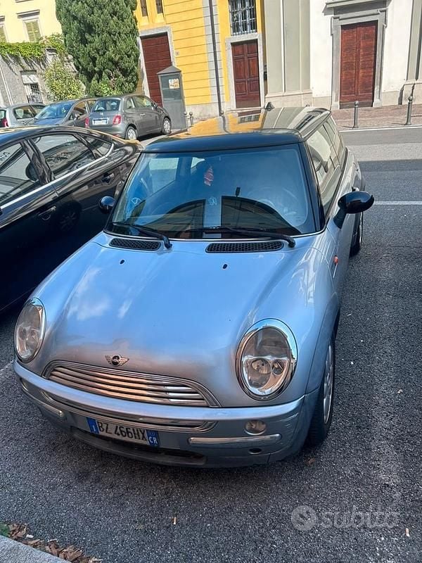 Begagnad Mini Cooper 116 HK (85 kW) 2004 Halvkombi