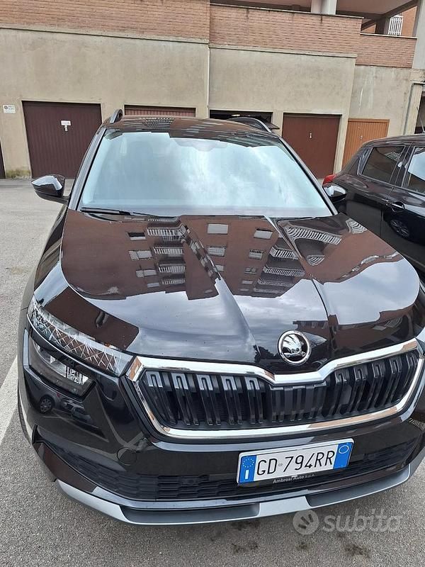 Usata Skoda Kamiq 110 CV (80 kW) 2021 Nero SUV