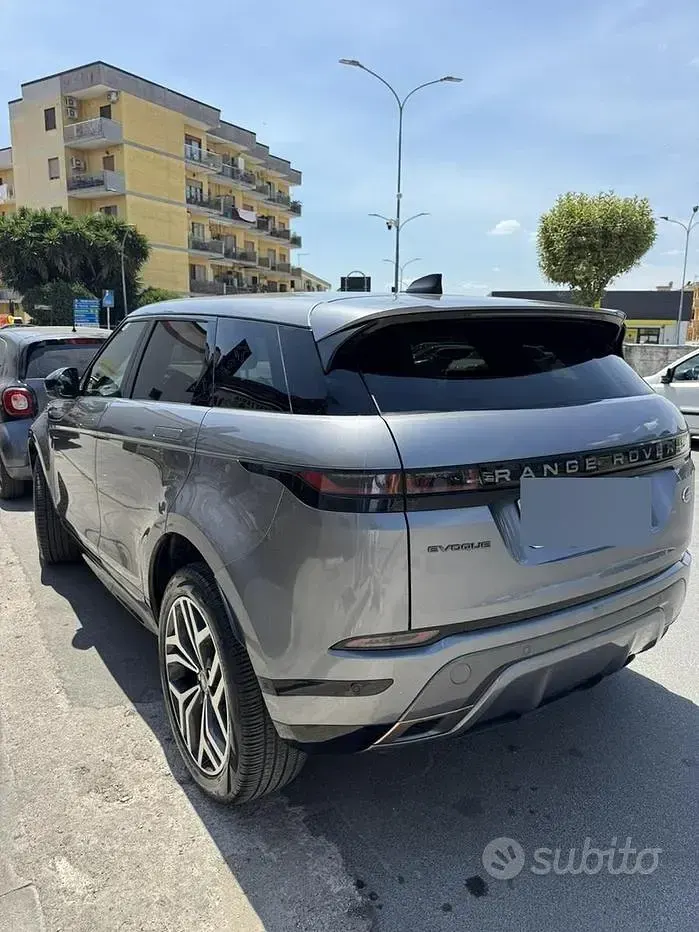 Usata Land Rover Range Rover evoque 163 CV (119 kW) 2021 Grigio SUV