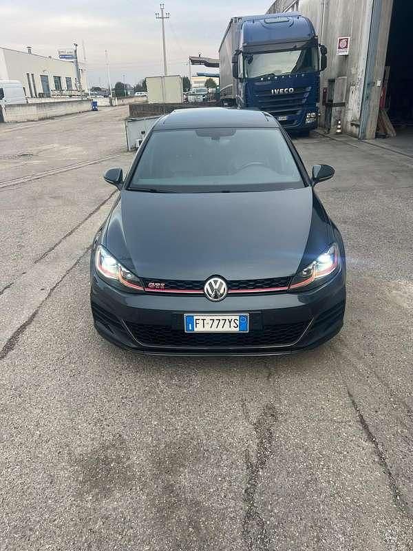 Usata VW Golf VII GTI 245 CV (180 kW) 2019 Grigio Berlina