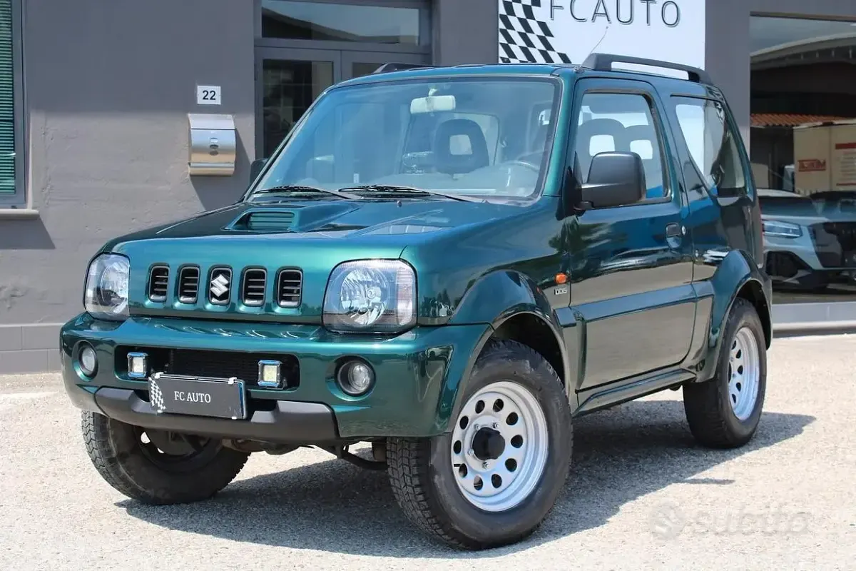 Usata Suzuki Jimny 65 CV (47 kW) 2005 Verde SUV