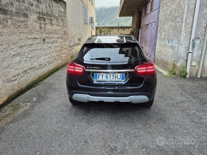 Usata Mercedes GLA200 2019 Nero SUV