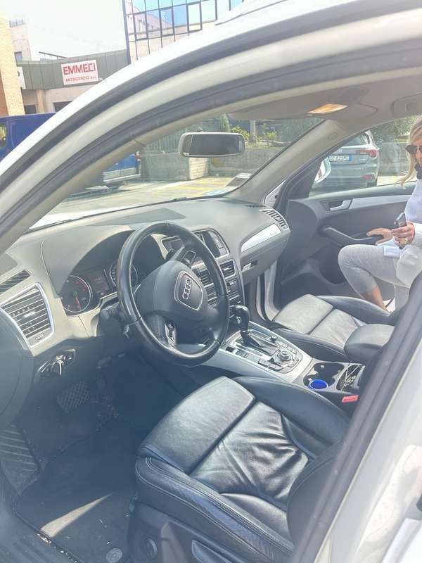 Usata 2011 Audi Q5 Ambiente SUV | 14.500 € (Cara) - Immagine 1/4