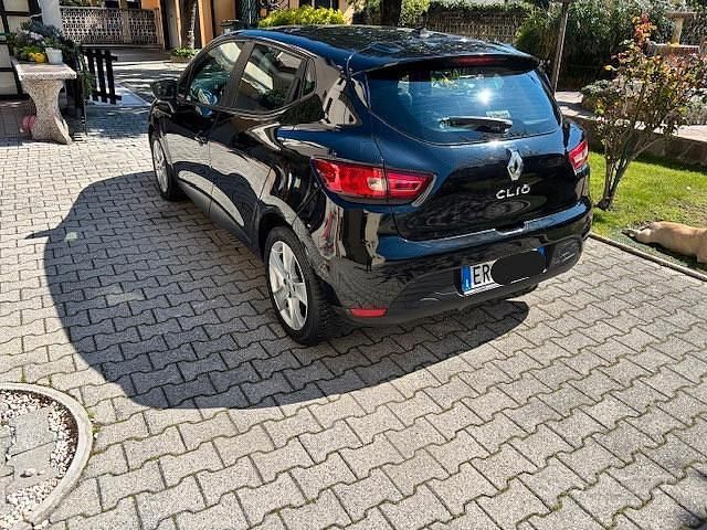 Usata Renault Clio IV 75 CV (55 kW) 2014 Nero Utilitaria