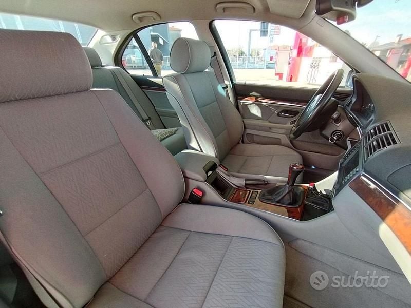 Usata BMW 530 231 CV (169 kW) 2001 Grigio Berlina