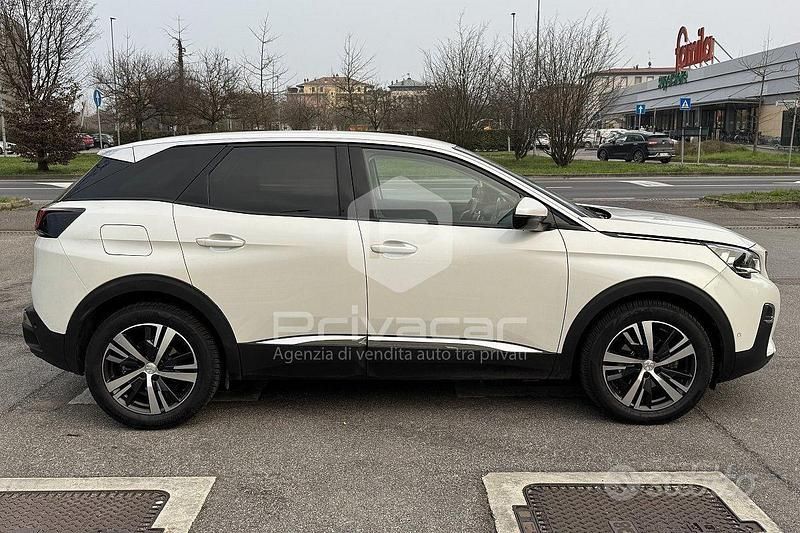 Usata Peugeot 3008 Allure 131 CV (96 kW) 2019 Bianco SUV