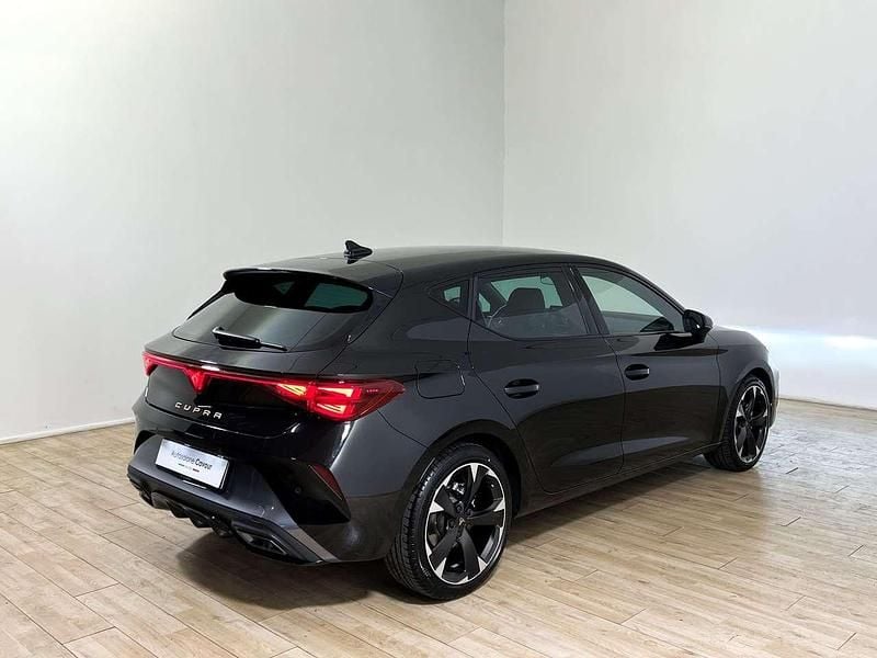Usata Cupra Leon 150 CV (110 kW) 2025 Nero Utilitaria