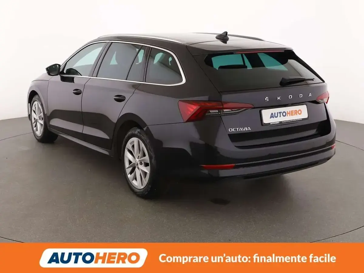 Usata Skoda Octavia Style 150 CV (110 kW) 2021 Nero Station wagon