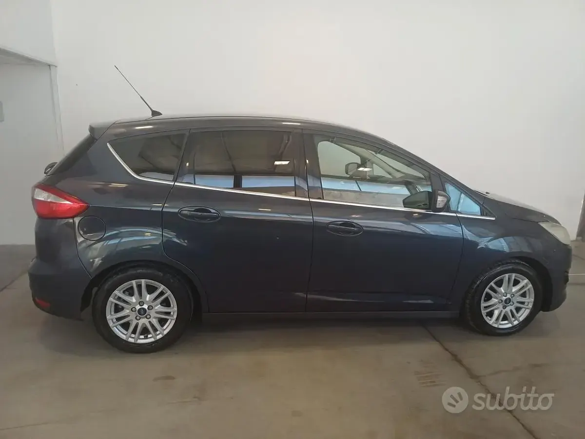 Usata Ford C-MAX Titanium 116 CV (85 kW) 2014 Grigio Monovolume