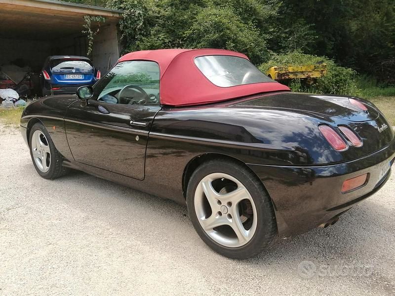 Usata Fiat Barchetta 130 CV (95 kW) 2000 Nero Cabrio