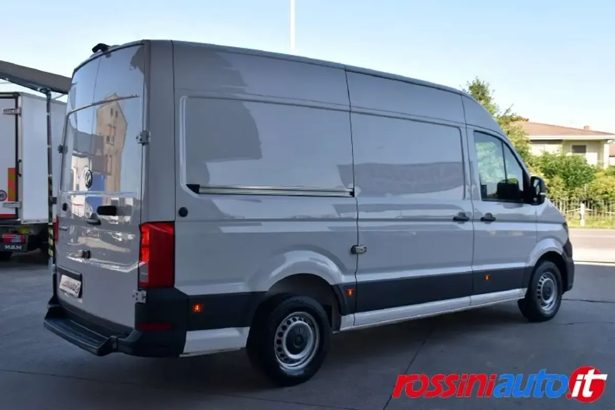 Usata MAN TGE 140 CV (102 kW) 2023 Bianco candy Furgone