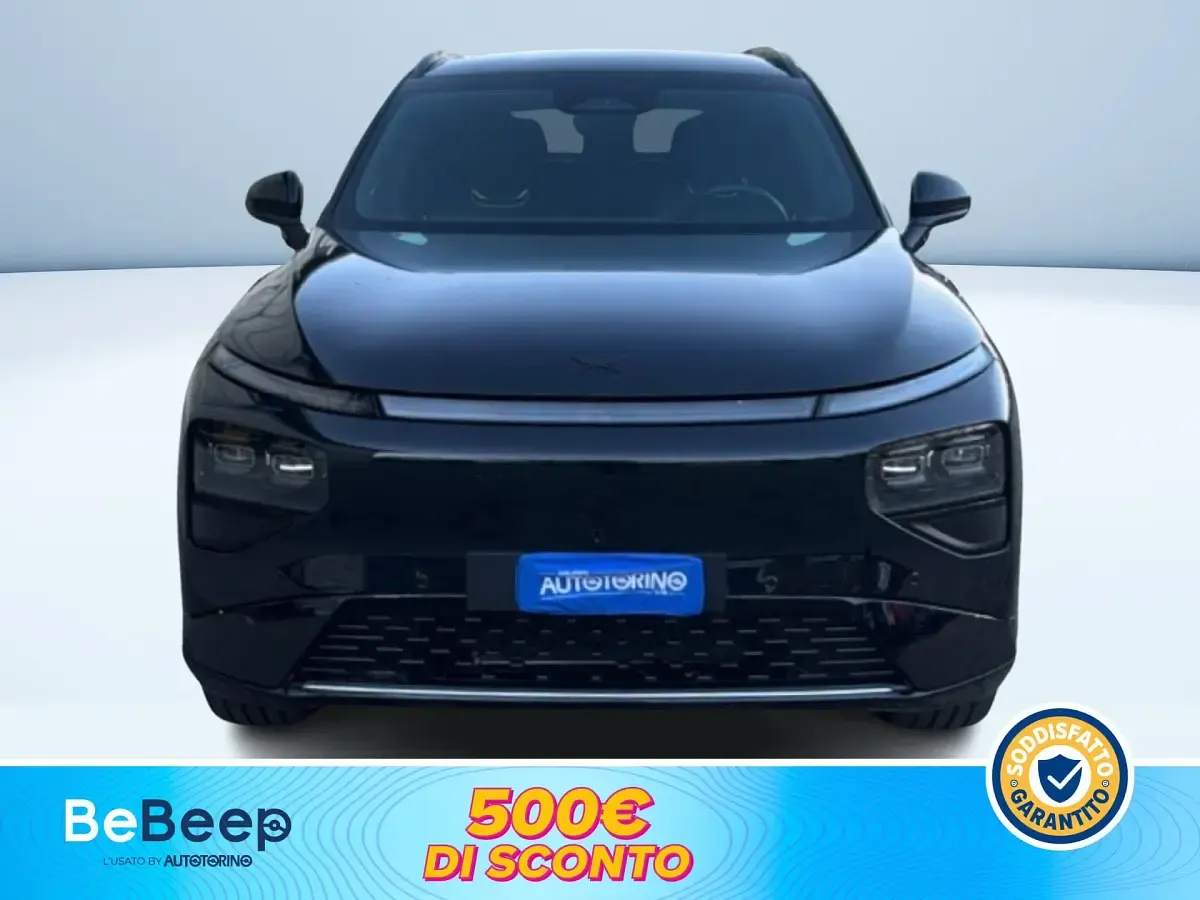 Usata XPENG G9 405 kW (551 CV) 2025 Nero pastello SUV