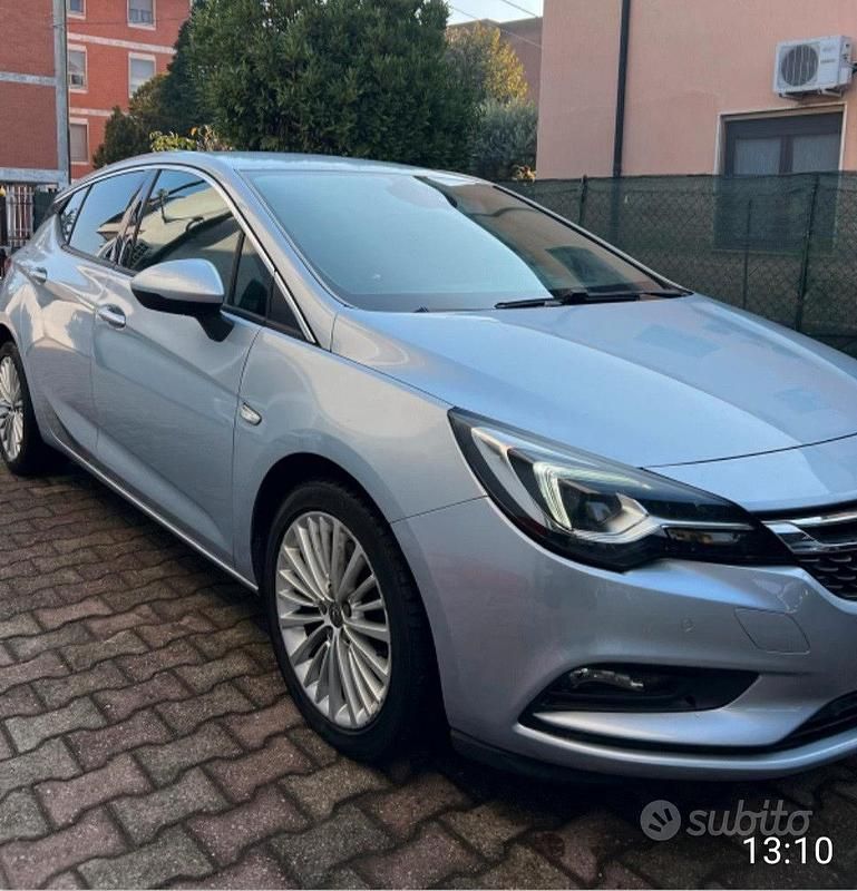 Usata Opel Astra 95 CV (69 kW) 2017 Grigio Berlina