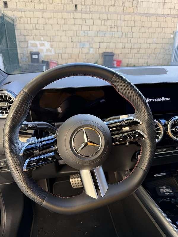 Usata Mercedes GLA200 Advanced Plus 150 CV (110 kW) 2024 Nero SUV