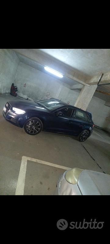 Usata Audi A3 110 CV (80 kW) 2017 Blu Utilitaria
