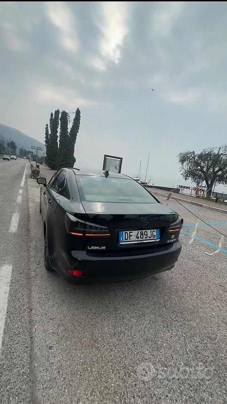 Usata Lexus IS220d 177 CV (130 kW) 2008 Nero Berlina