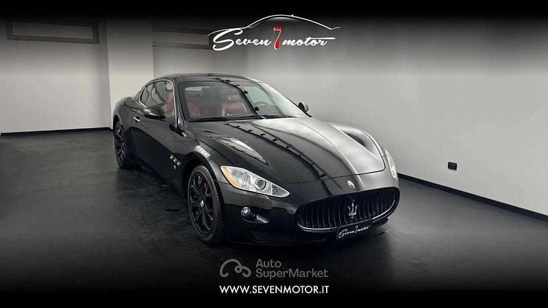Usata Maserati Granturismo 405 CV (297 kW) 2009 Nero Coupé