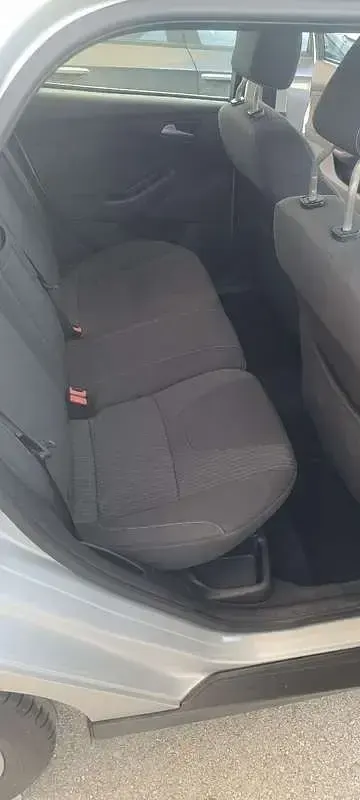 Begagnad Ford Focus 116 HK (85 kW) 2012 Kombi