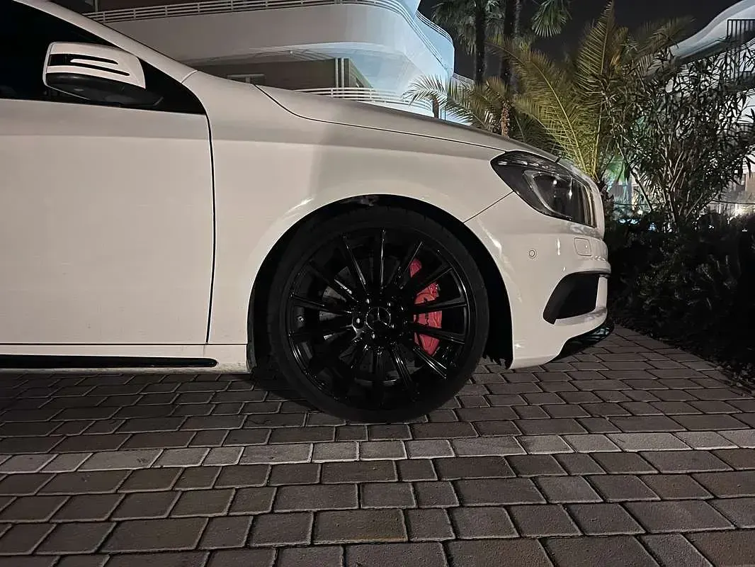 Usata Mercedes A45 AMG AMG 360 CV (264 kW) 2015 Utilitaria