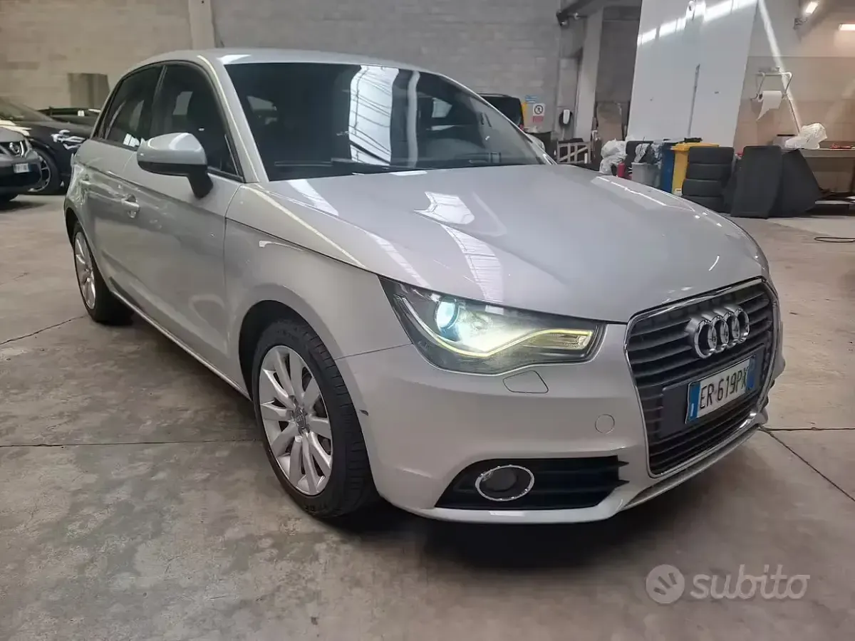Usata Audi A1 90 CV (66 kW) 2013 Grigio Utilitaria