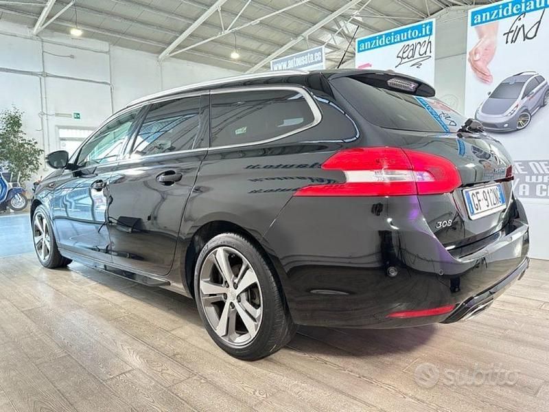 Usata Peugeot 308 GT 131 CV (96 kW) 2021 Nero metallizzato Station wagon